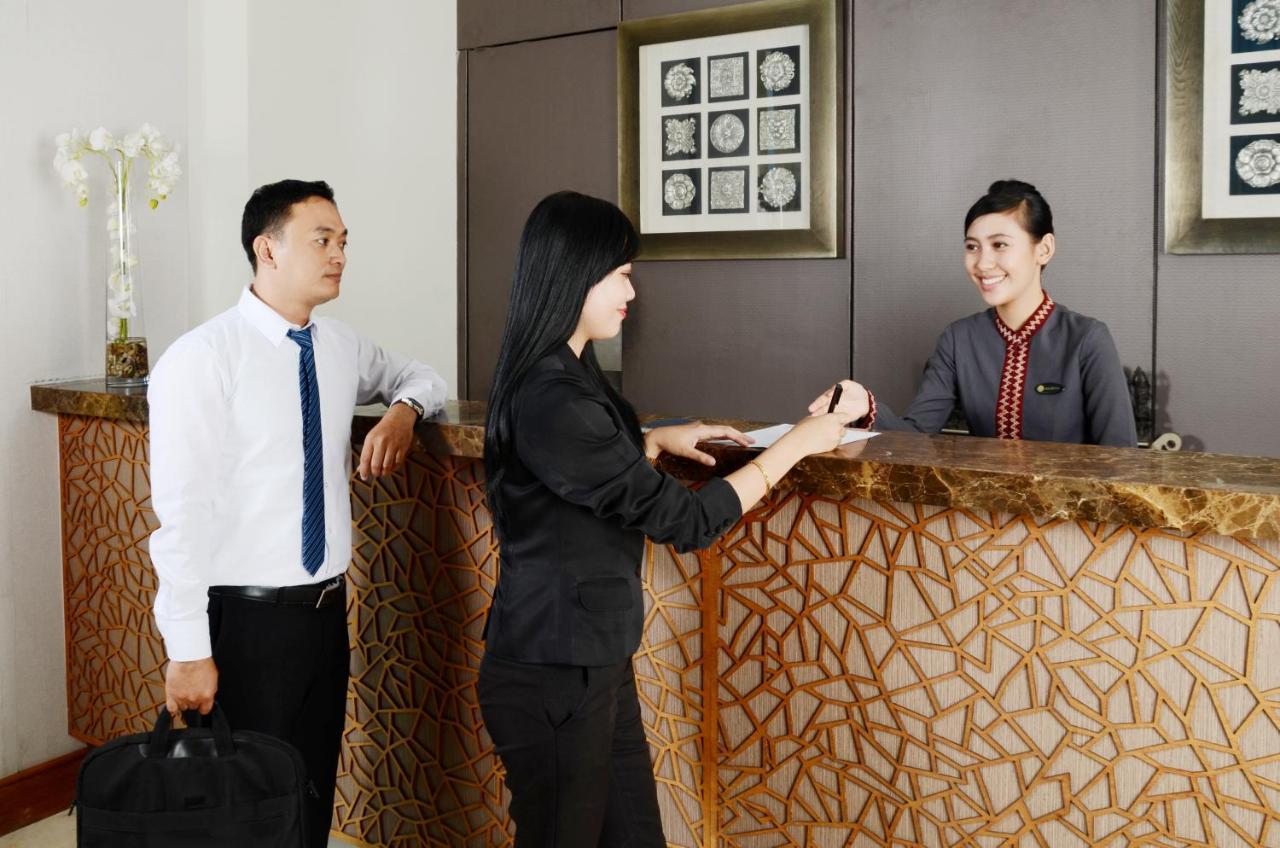 Emersia Hotel And Resort Bandar Lampung Extérieur photo